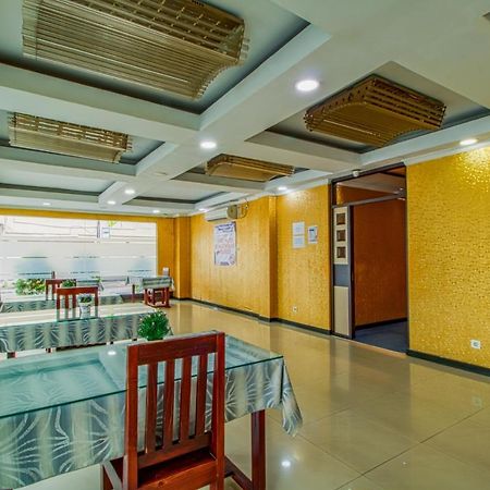 Suba Hotel Джакарта Екстериор снимка