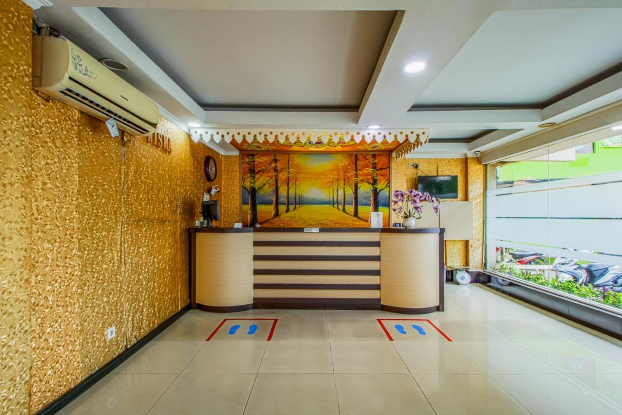 Suba Hotel Джакарта Екстериор снимка