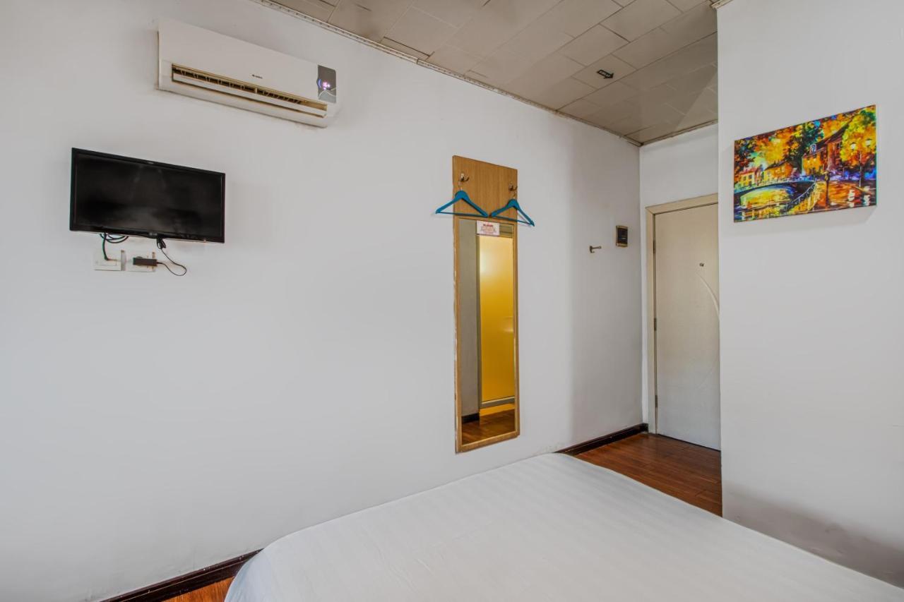 Suba Hotel Джакарта Екстериор снимка